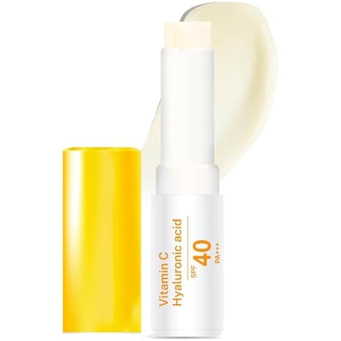 rayihni بلسم شفاه مضيء بحمض الكوجيك 1% مع حماية SPF 40 PA+++ للشفاه الجافة، الداكنة والمصبغة | حماية وترطيب الشفاه بفيتامين C، حمض الهيالورونيك والنياسيناميد | زبدة الكاكاو | فانيليا - للرجال والنساء - Image 1